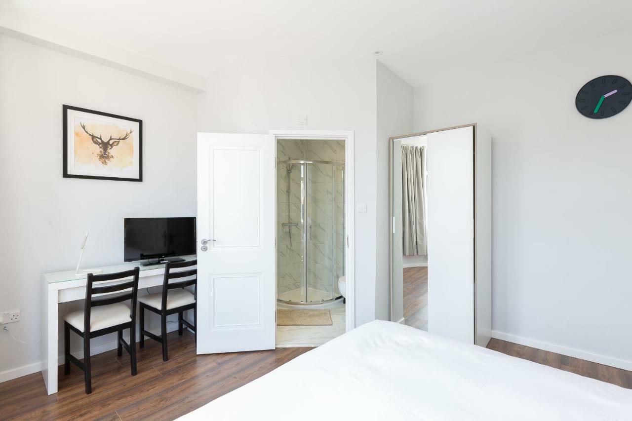 Austin David Apartments Harrow Bagian luar foto