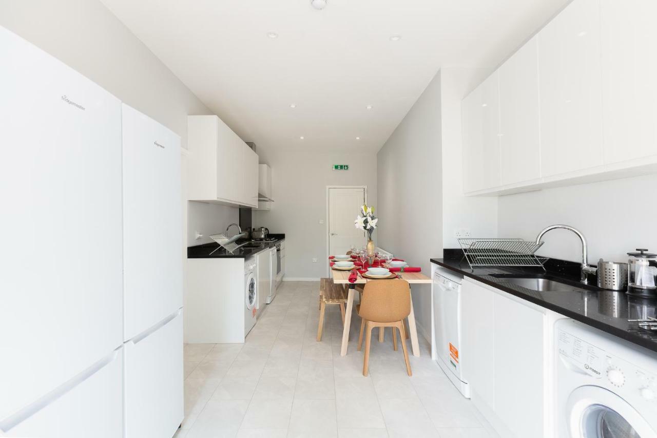 Austin David Apartments Harrow Bagian luar foto