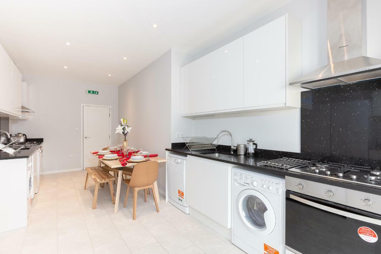 Austin David Apartments Harrow Bagian luar foto