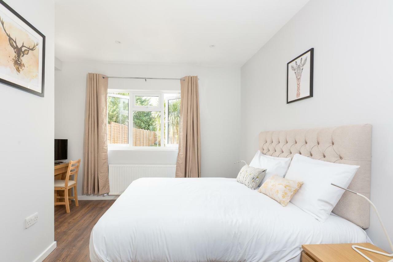 Austin David Apartments Harrow Bagian luar foto